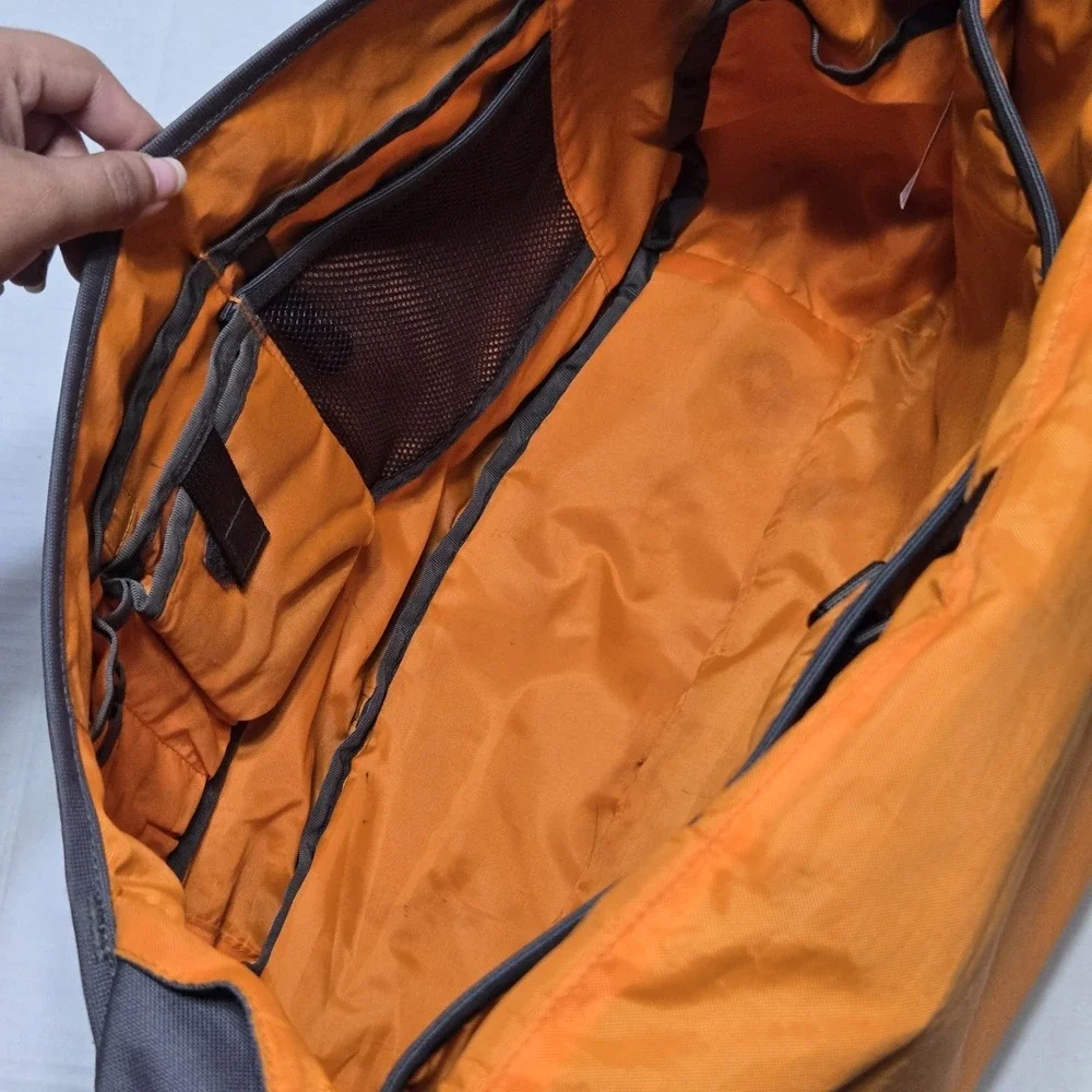 Patagonia Half Mass Messenger Bag Gray Orange Laptop Commuter Shoulder Bag 20L